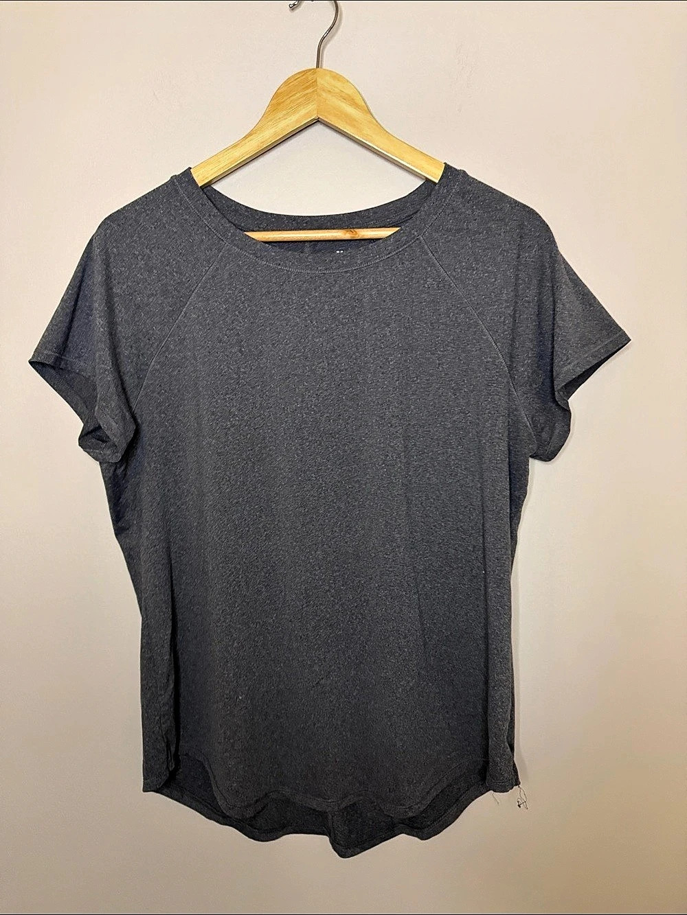 All In Motion Short Sleeve Top in Gray Size XL